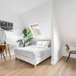 Maison V L 1br Close To Luxembourg Garden شقة *