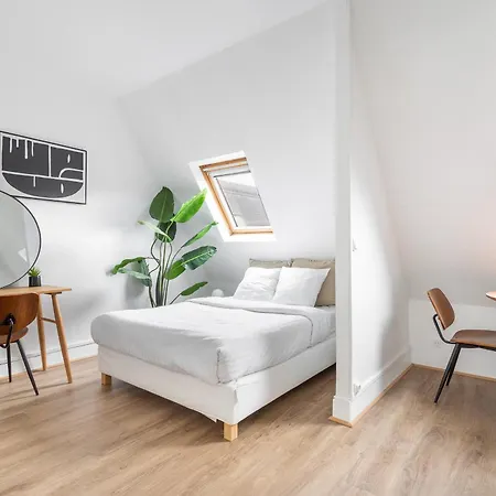 Maison V L 1br Close To Luxembourg Garden Apartment *